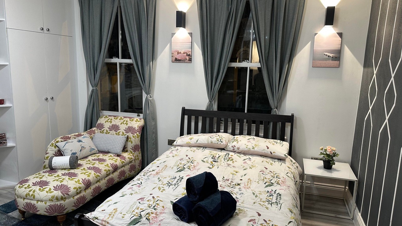 Photo of Others in South Acton