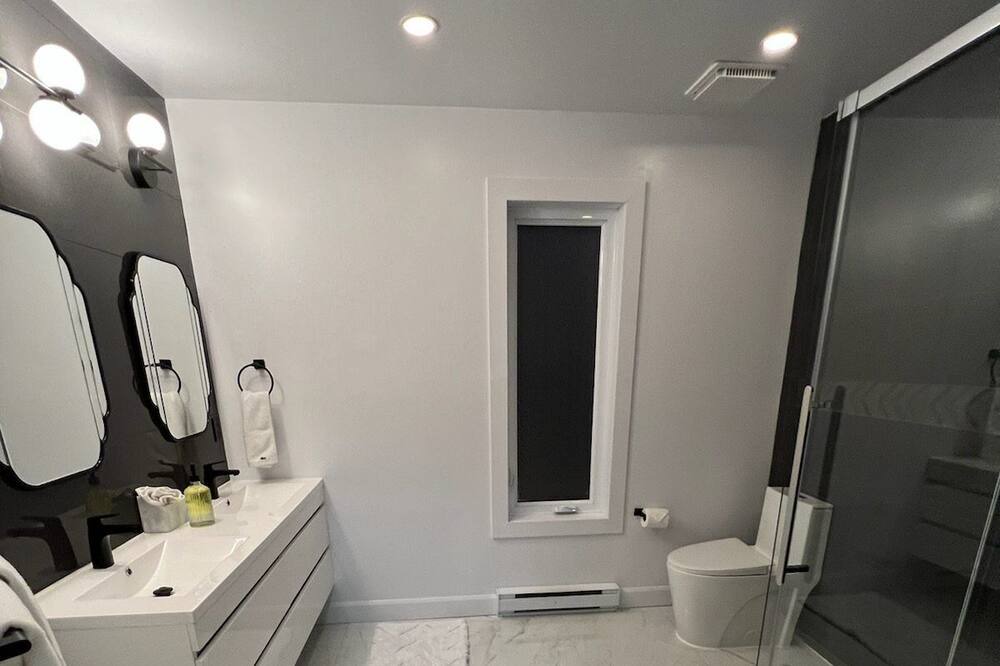 Photo of Bathroom in Sainte-Therese