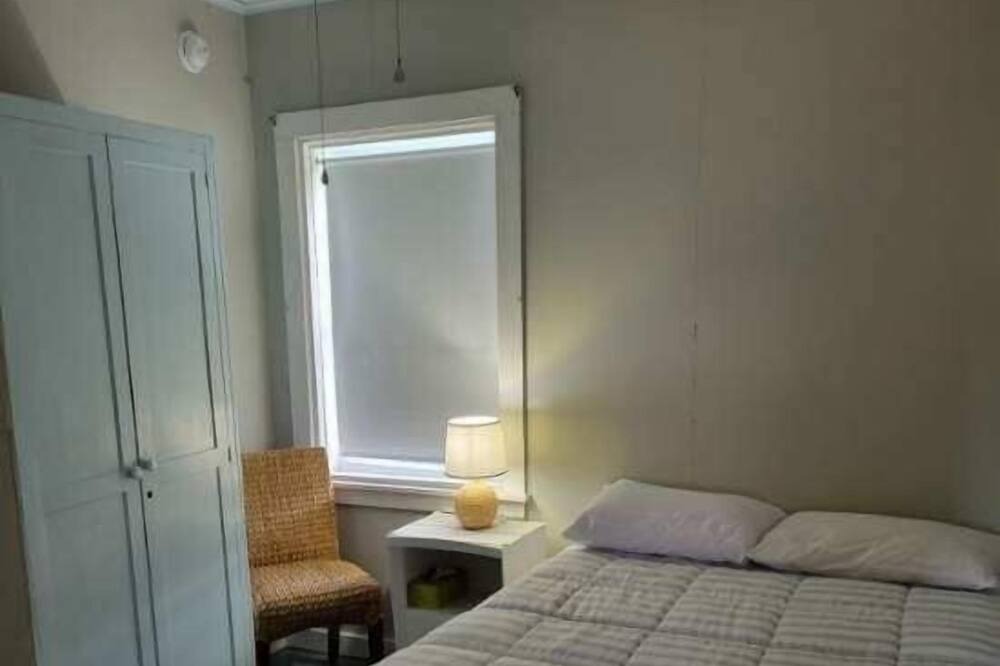 Photo of Bedroom in Sylvan Beach