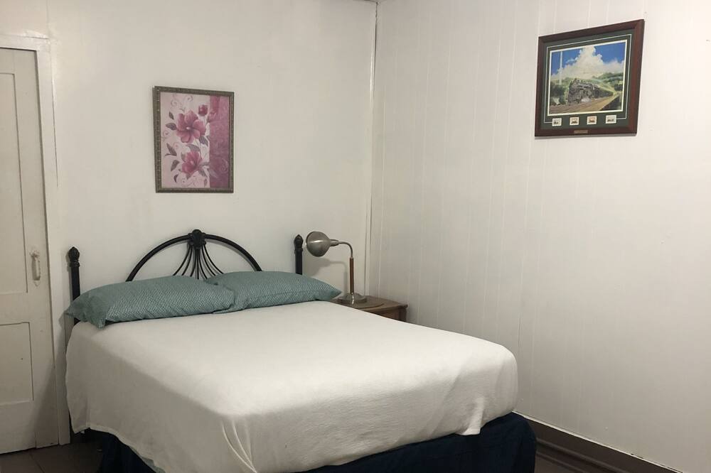 Photo of Bedroom in Brockport