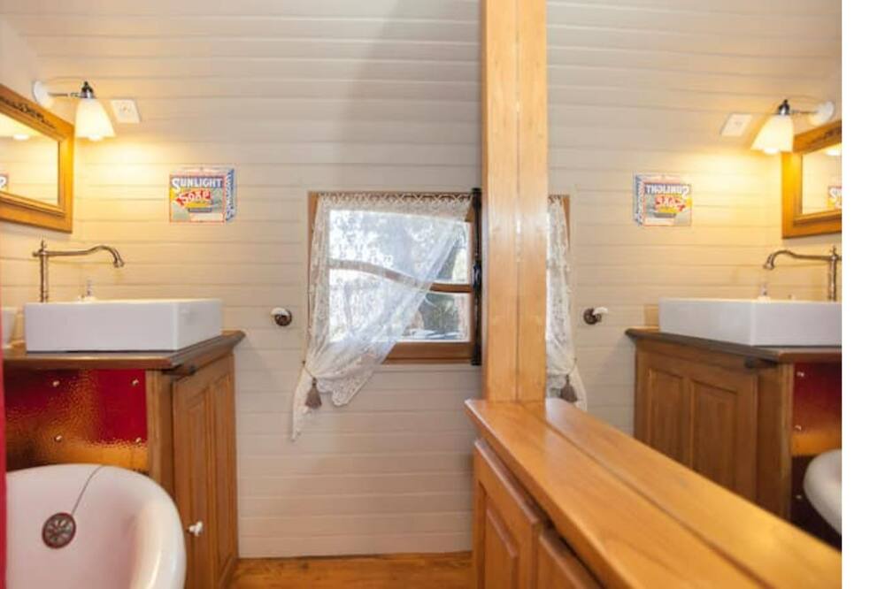 Photo of Bathroom in Moltifao