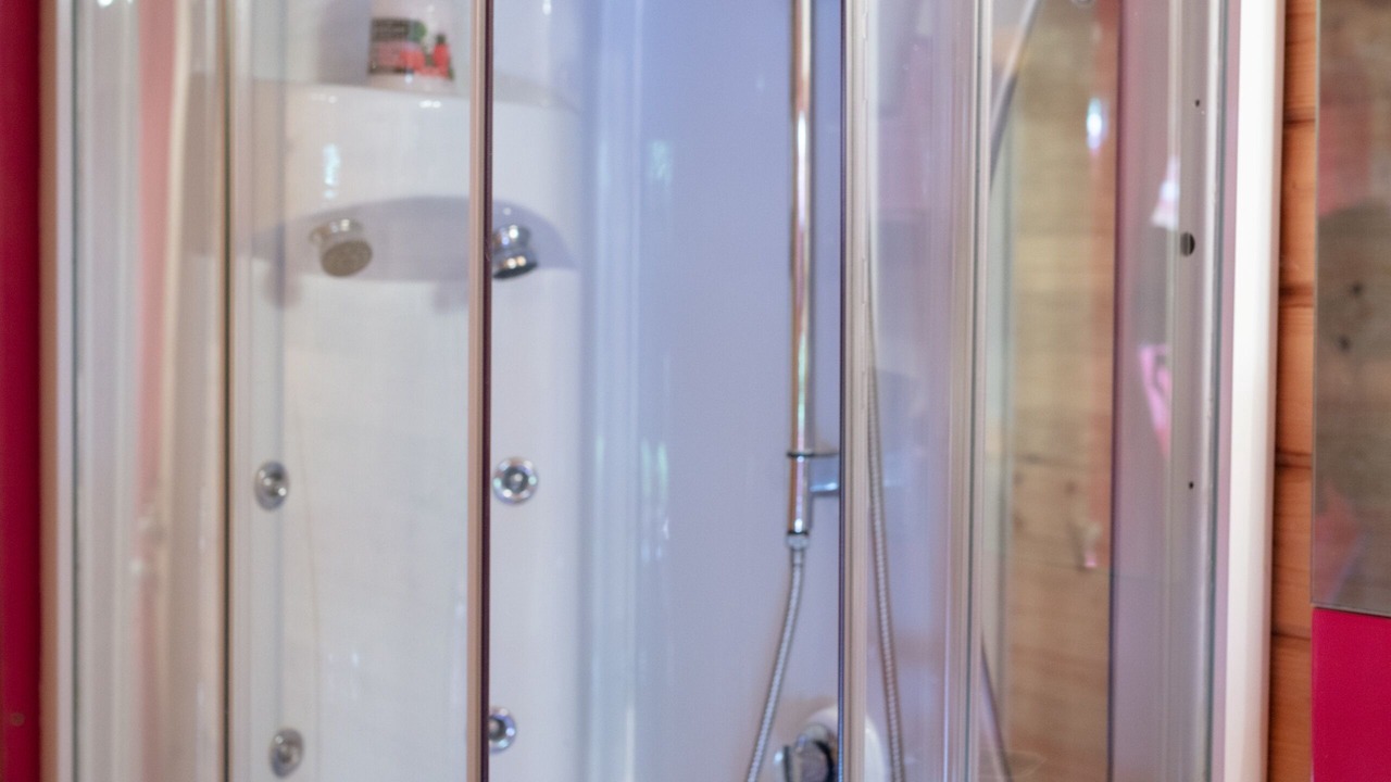 Photo of Bathroom in Durfort-et-Saint-Martin-de-Sossenac