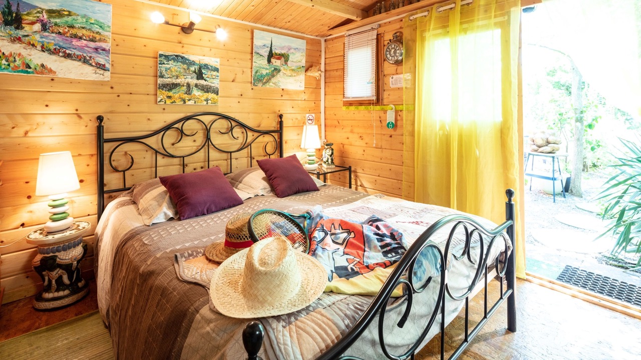 Photo of Bedroom in Durfort-et-Saint-Martin-de-Sossenac