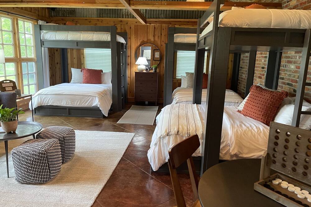 Photo of Bedroom in Montgomery