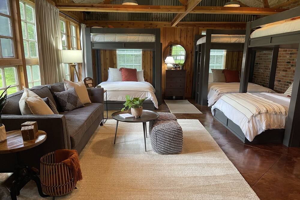 Photo of Bedroom in Montgomery