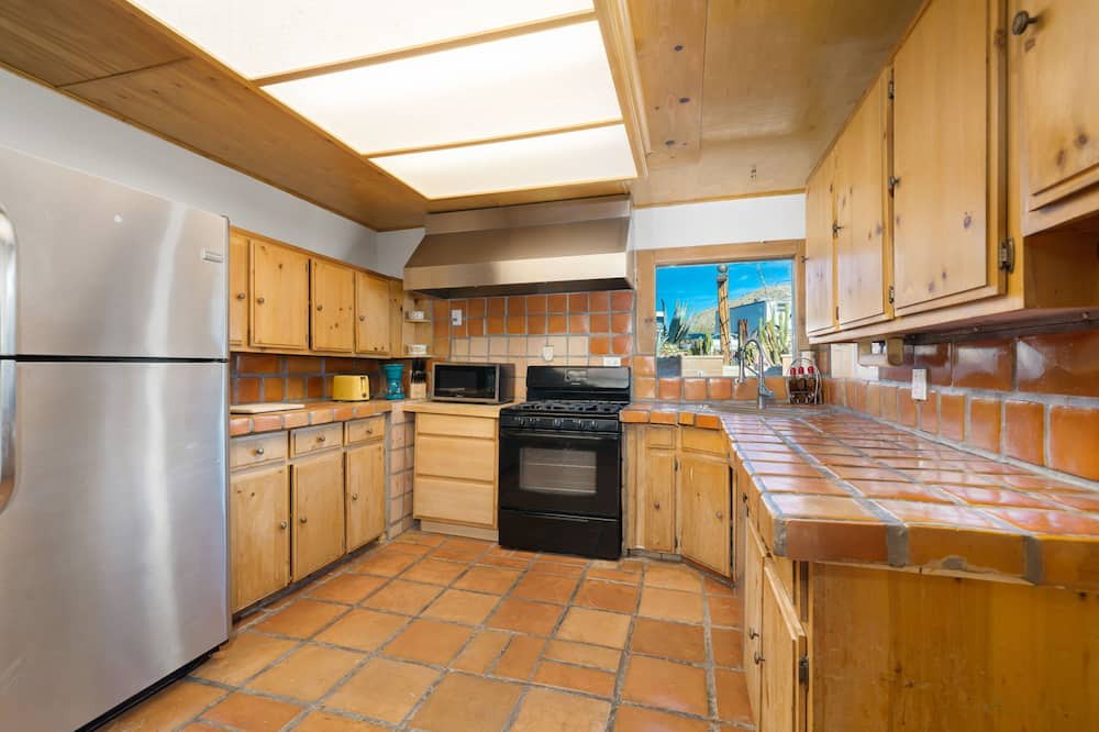 Photo of Kitchen in Morongo Valley
