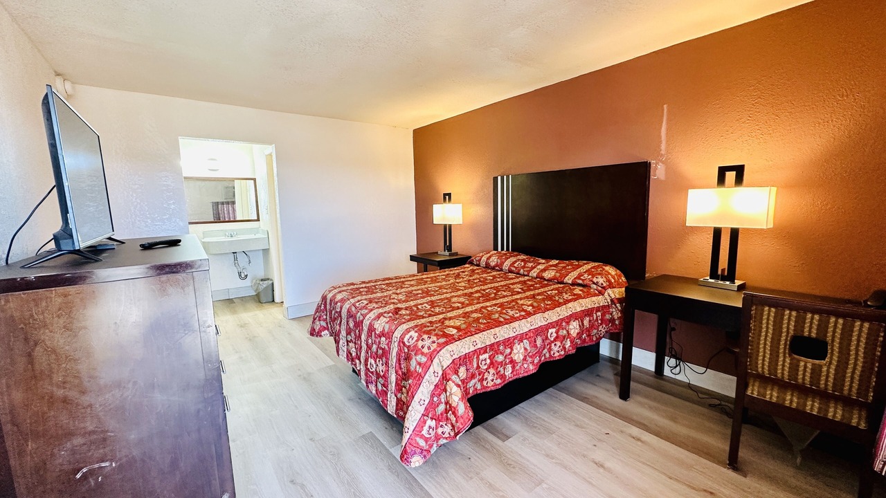 Photo of Bedroom in Bayou Cane