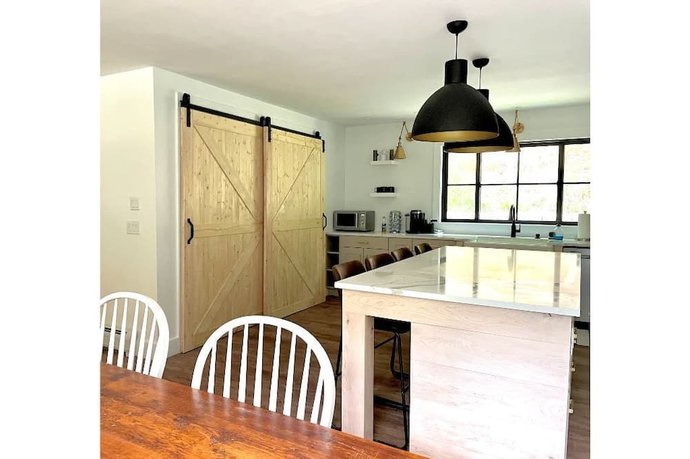 Photo of Others in Hartford