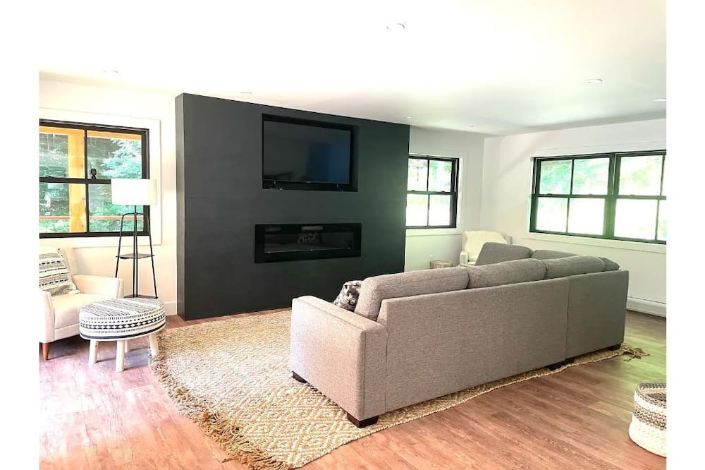 Photo of Others in Hartford