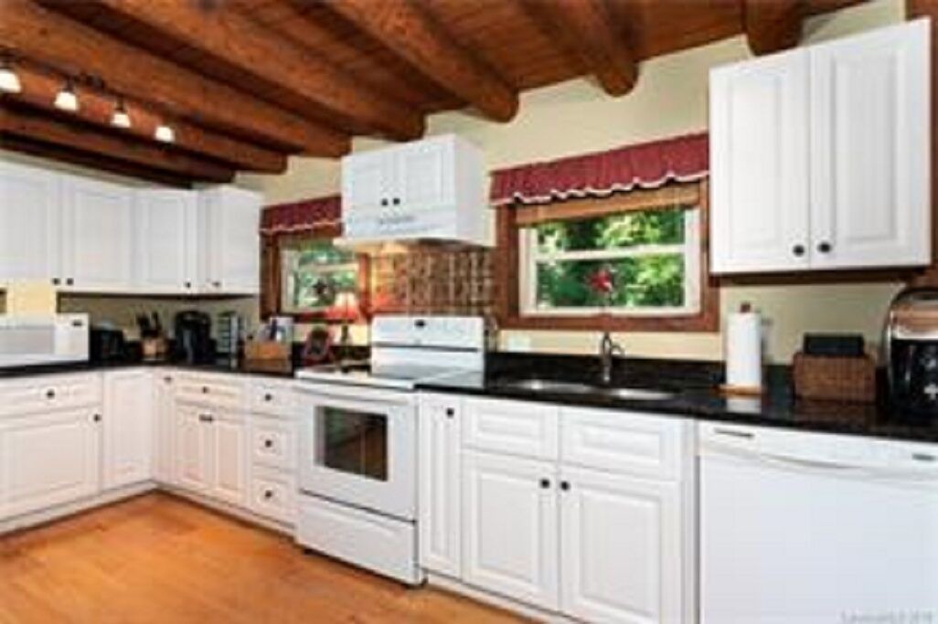 Photo of Kitchen in Lake Norman of Catawba