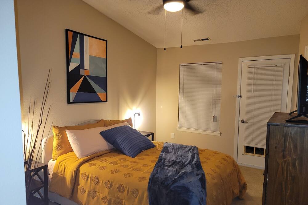 Photo of Bedroom in Dearborn