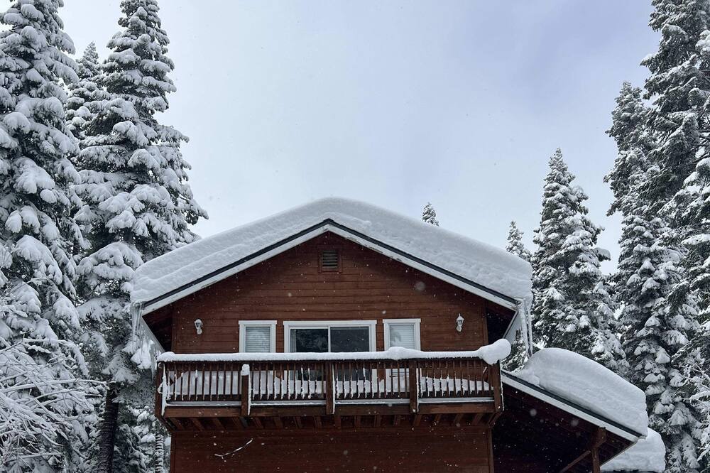 Photo of Outdoor in Kingswood Estates
