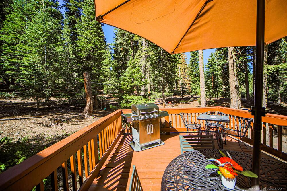 Photo of Outdoor in Kingswood Estates