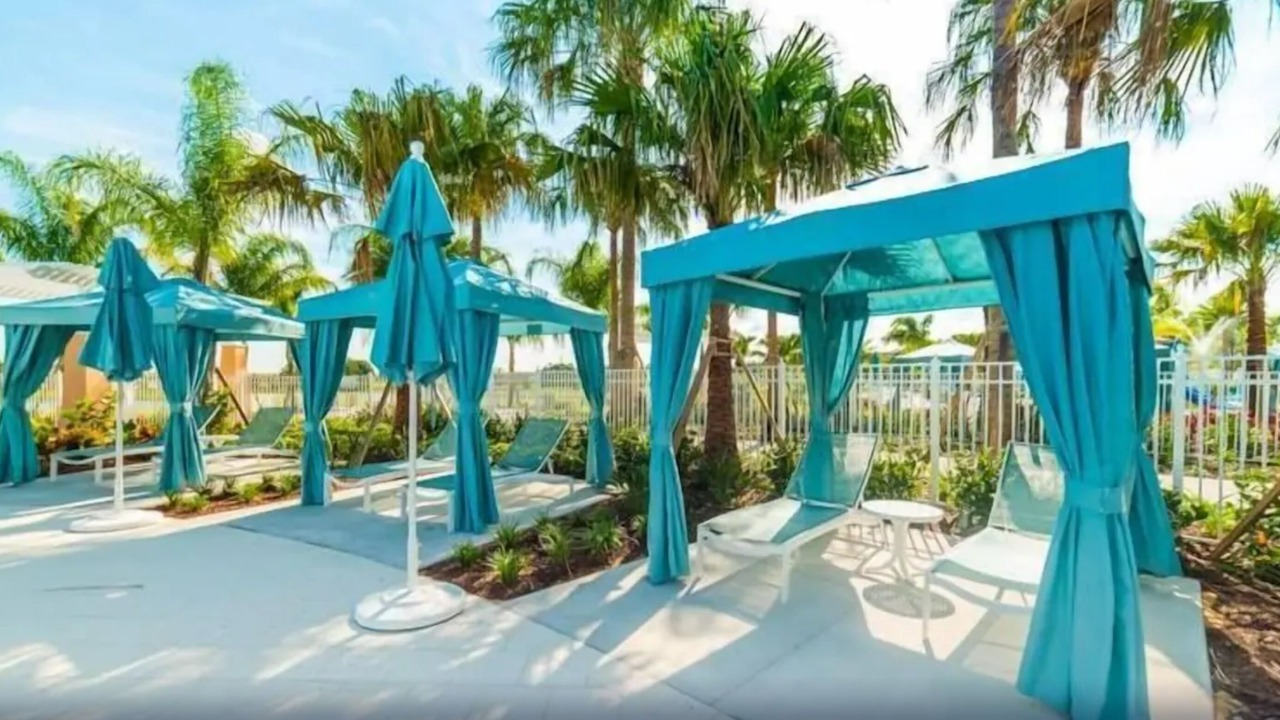 Photo of Others in Bay Lake