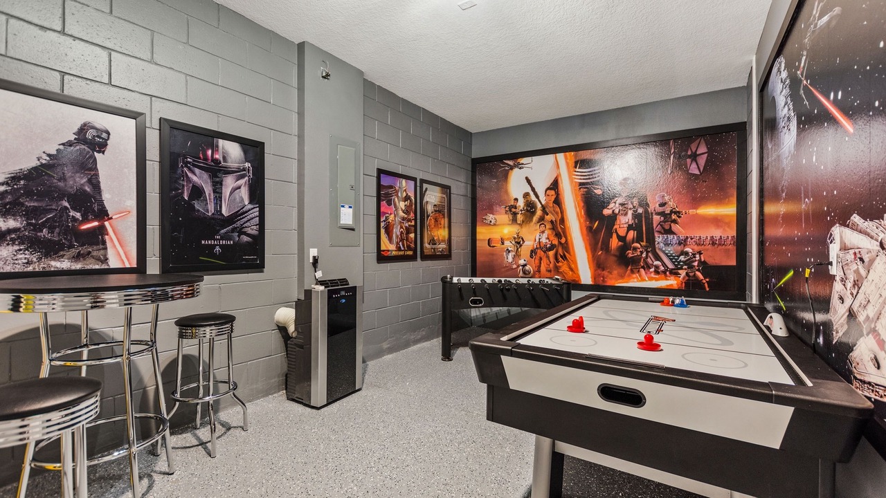 Photo of Bedroom in Bay Lake