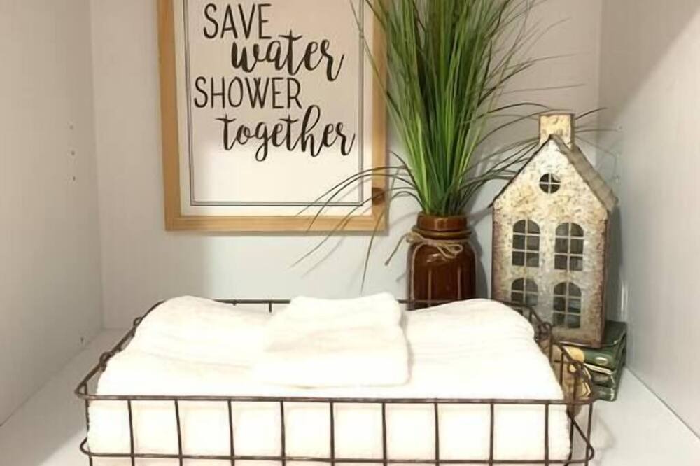 Photo of Others in Winder