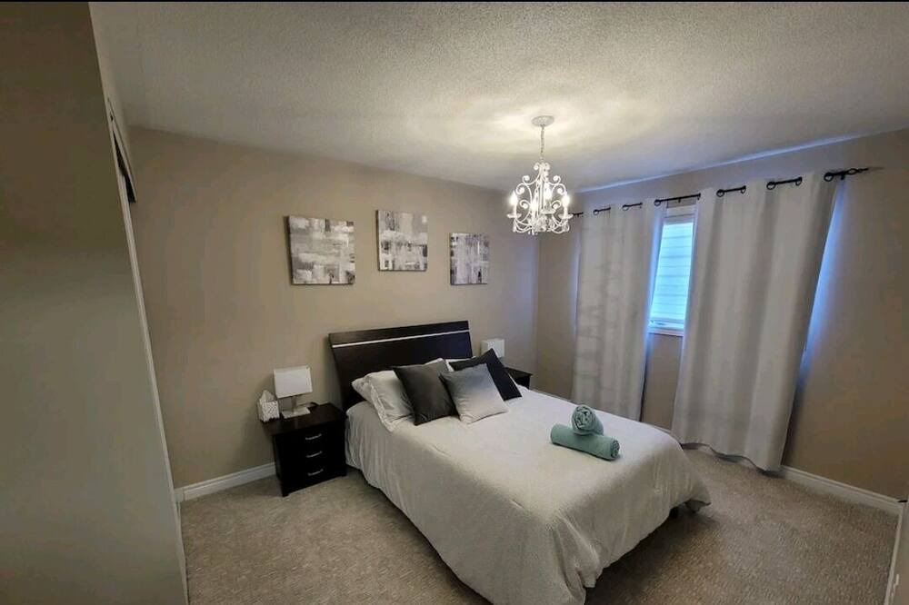 Photo of Bedroom in Alliston