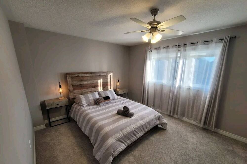 Photo of Bedroom in Alliston