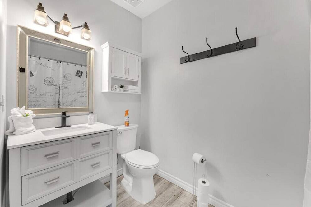 Photo of Bathroom in Paris