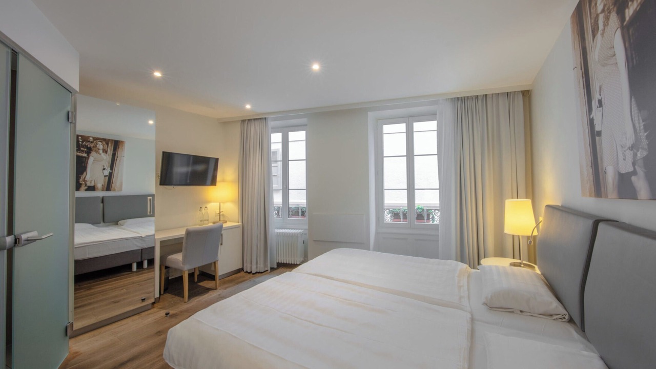Photo of Bedroom in Montreux City Centre