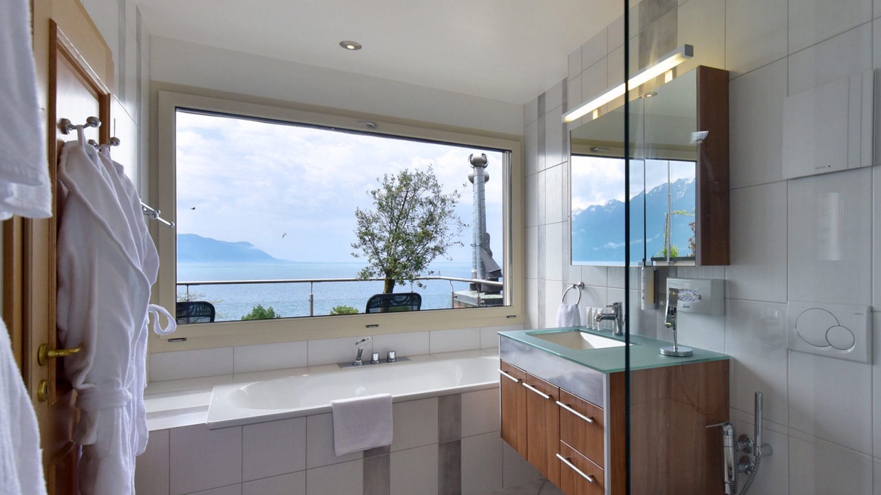 Photo of Bathroom in Montreux City Centre