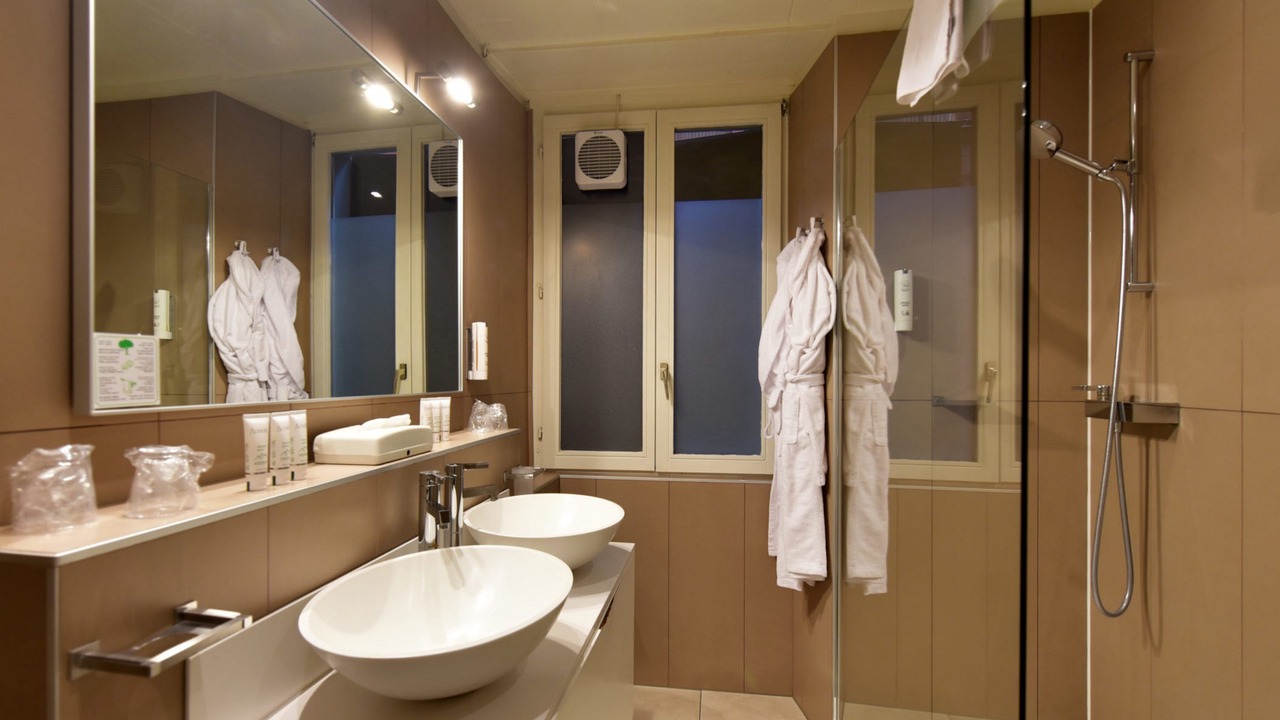 Photo of Bathroom in Montreux City Centre