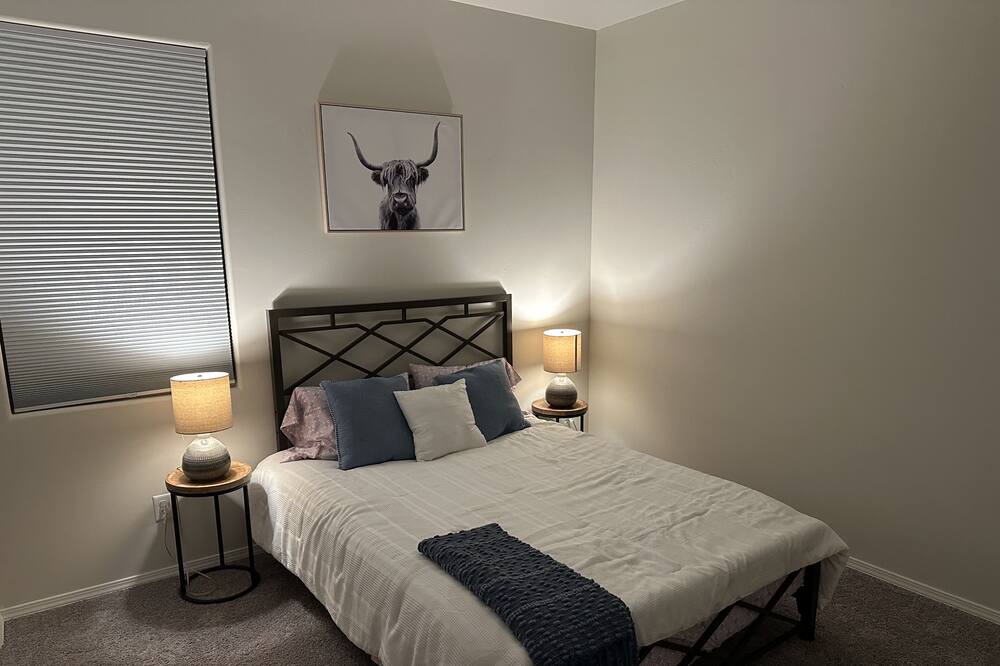 Photo of Bedroom in Los Lunas