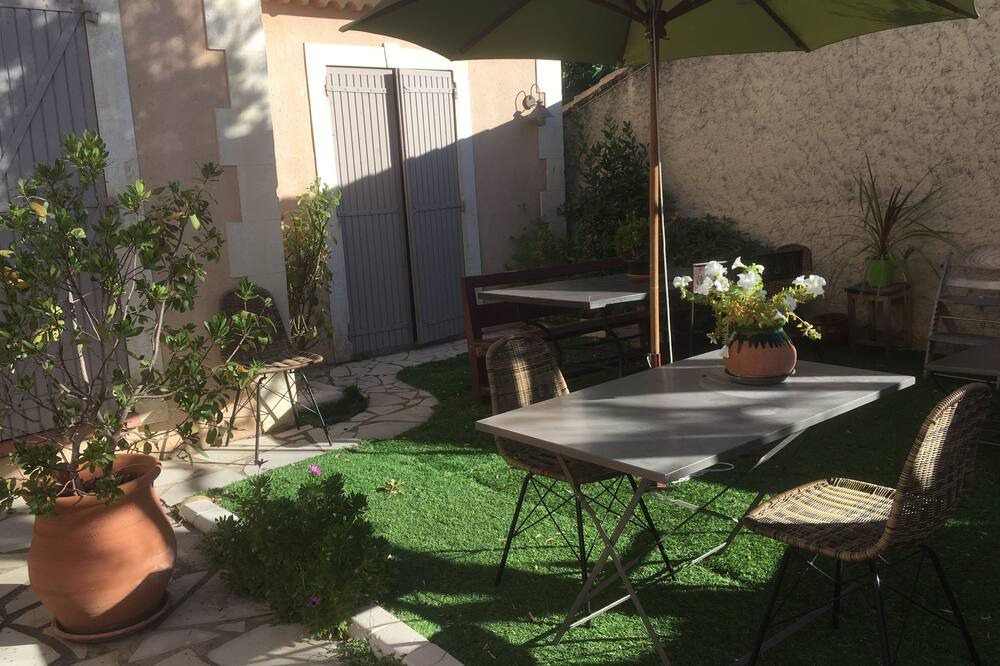 Photo of Outdoor in Jonquerettes