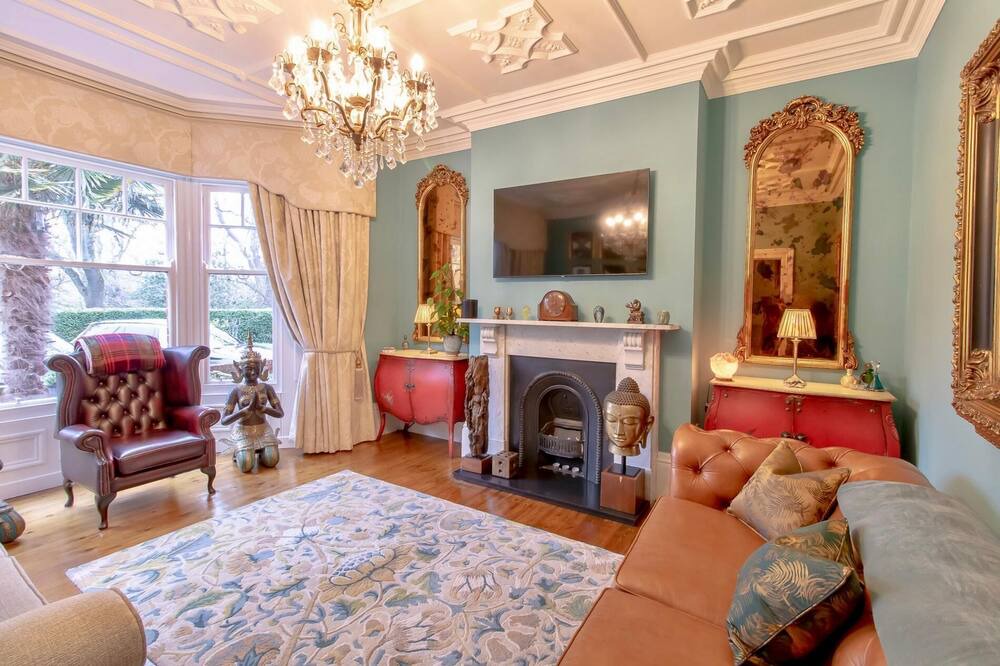 Photo of Others in Roker