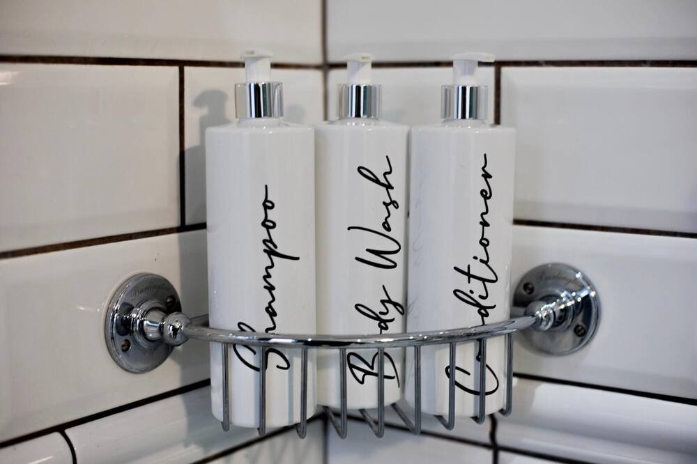 Photo of Others in Roker