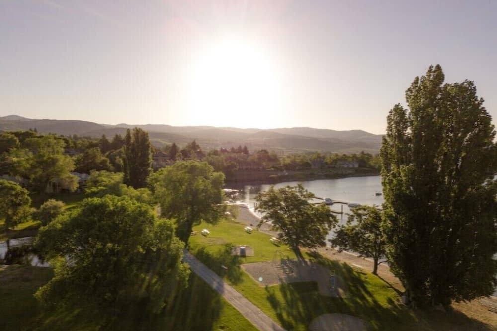 Photo of Others in Wapato Point