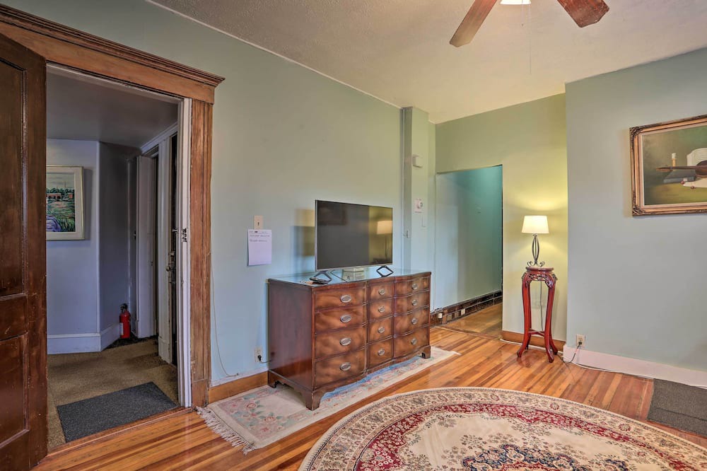 Photo of Bedroom in Tallman