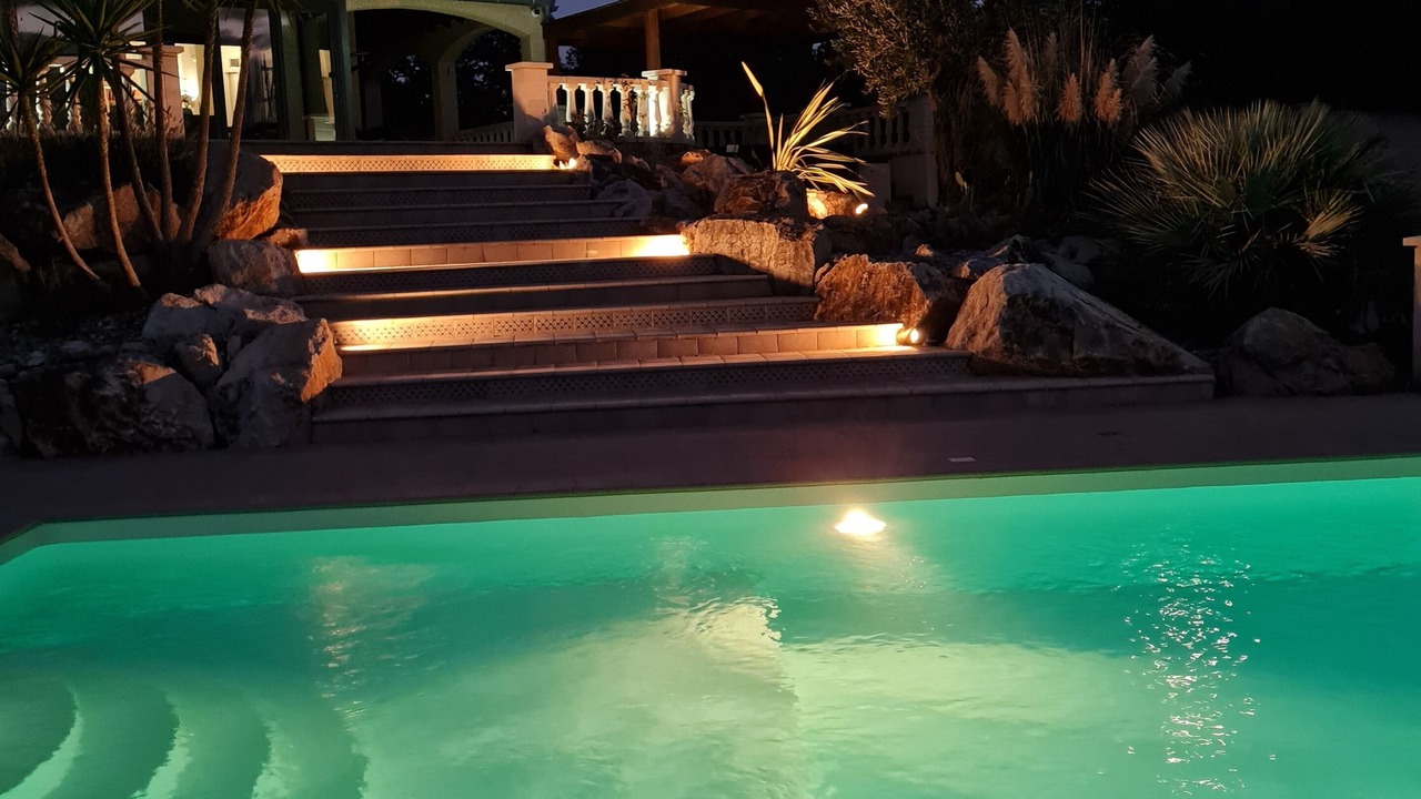 Photo of Outdoor in Saint-Genis