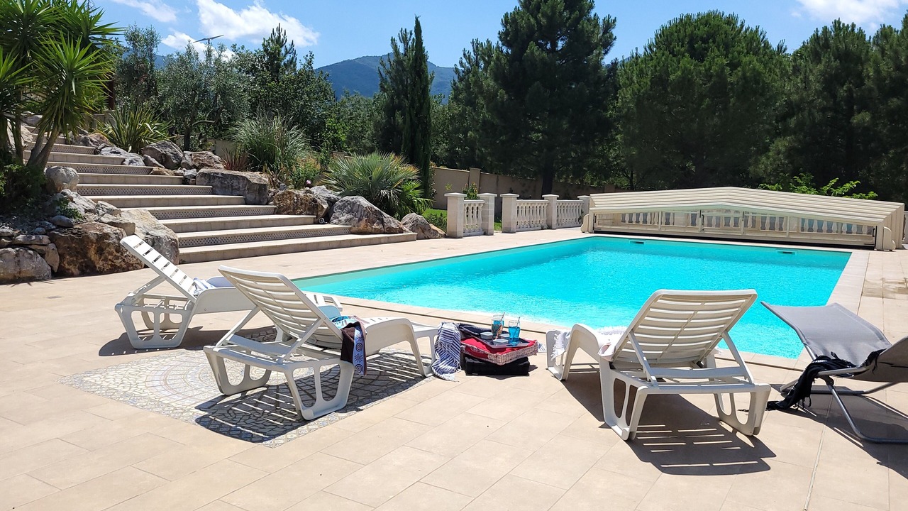 Photo of Outdoor in Saint-Genis