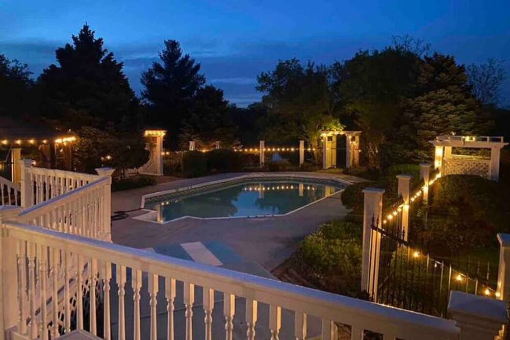 Photo of Outdoor in Cayuga