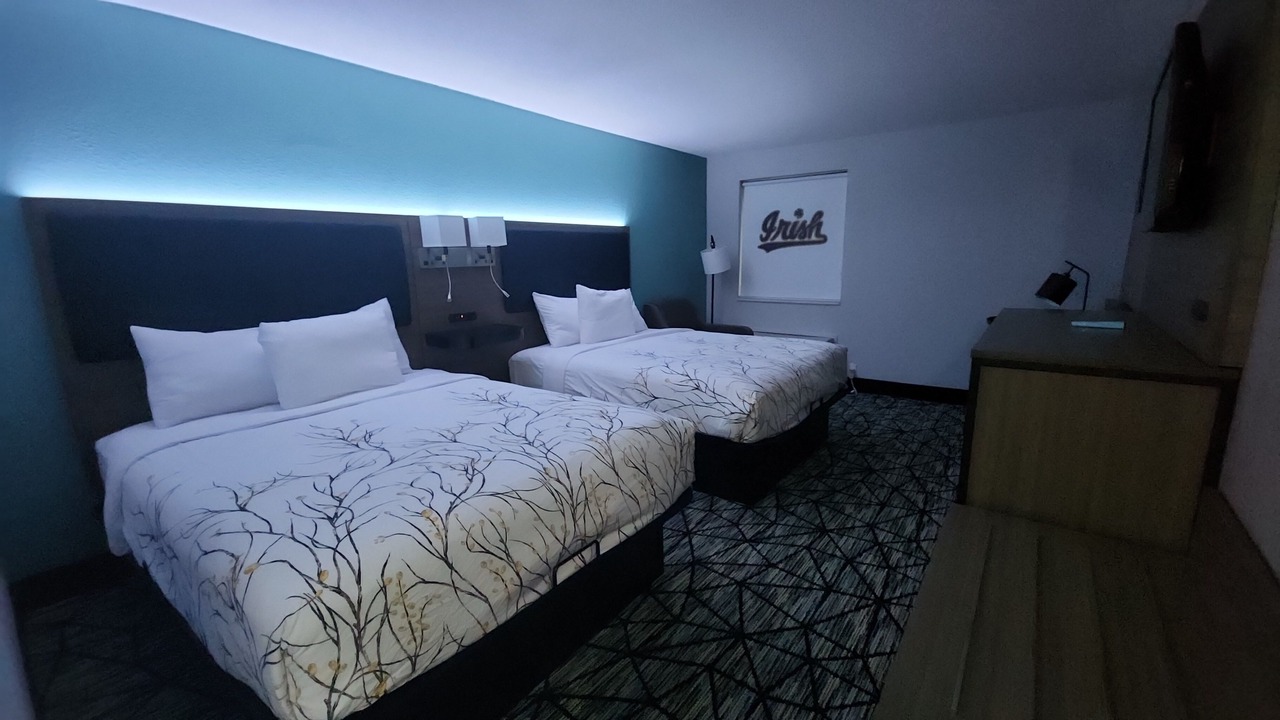 Photo of Bedroom in Roseland