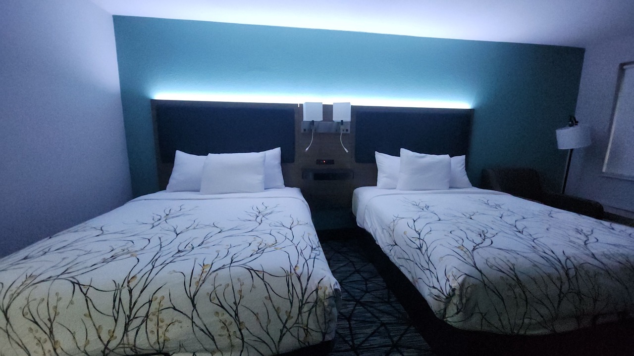 Photo of Bedroom in Roseland