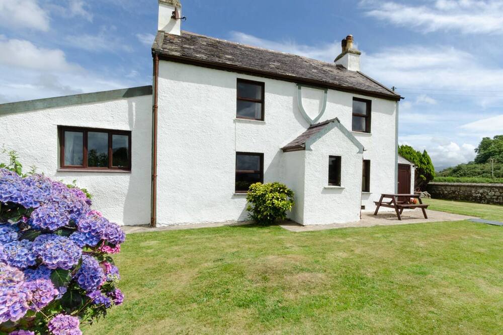 Photo of Outdoor in Llanfaglan