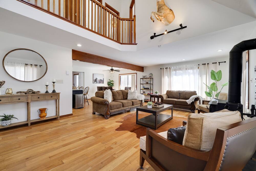 Photo of Livingroom in East Stroudsburg
