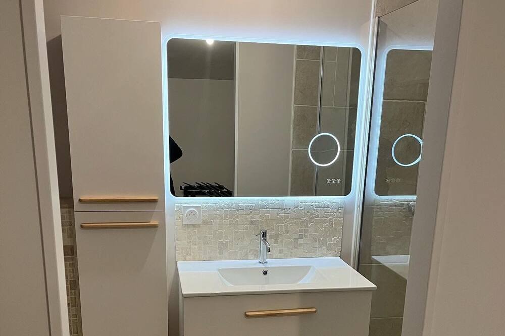 Photo of Bathroom in Bobital