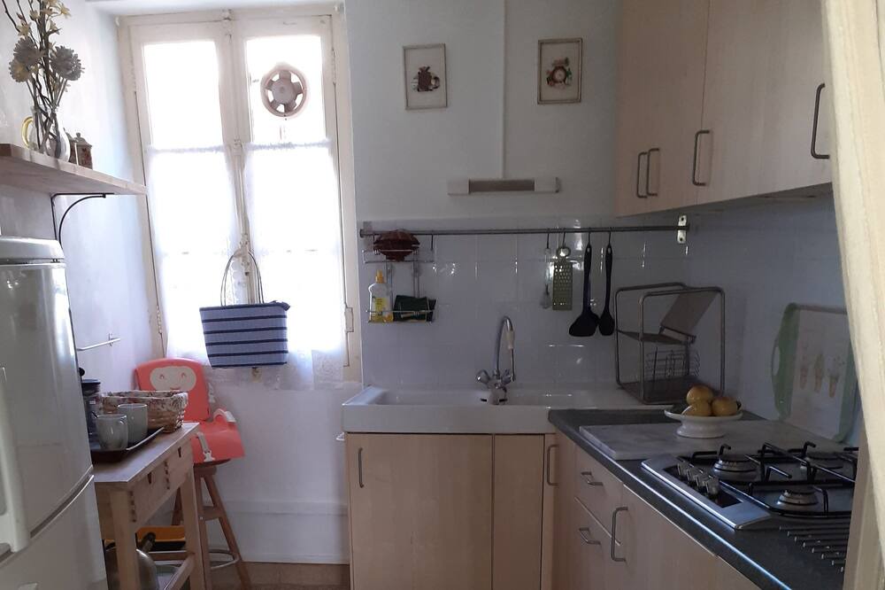 Photo of Kitchen in Lucy-sur-Cure