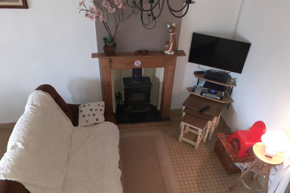Photo of Livingroom in Lucy-sur-Cure