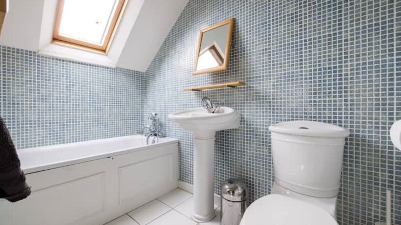 Photo of Others in Vassall