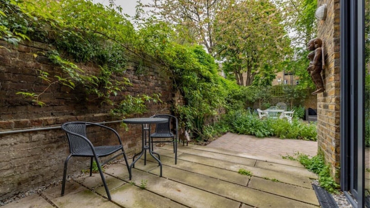 Photo of Outdoor in Vassall