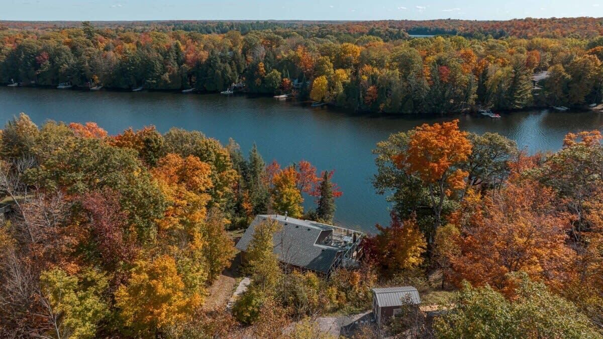 Photo of Outdoor in McKellar