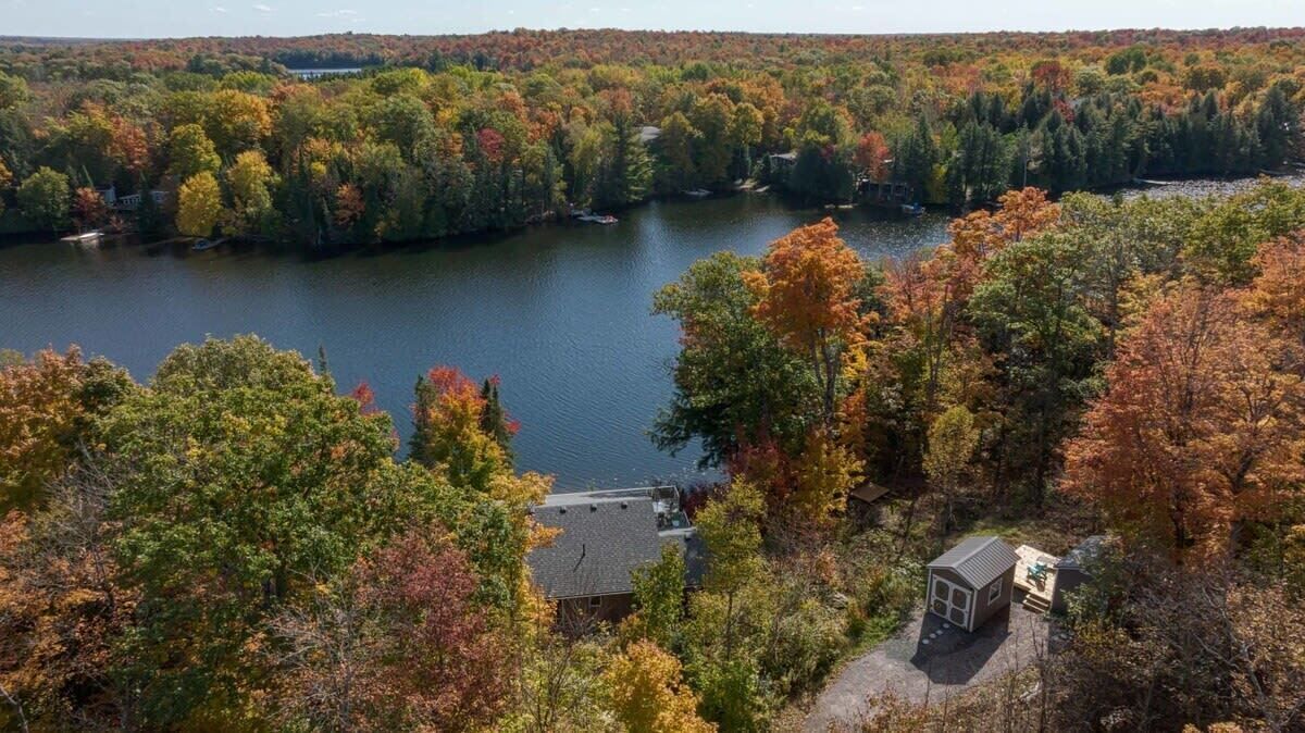 Photo of Outdoor in McKellar