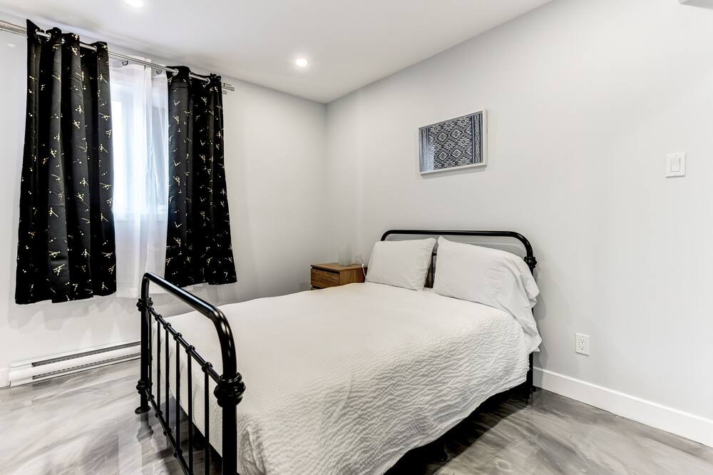 Photo of Bedroom in Saint-Justin