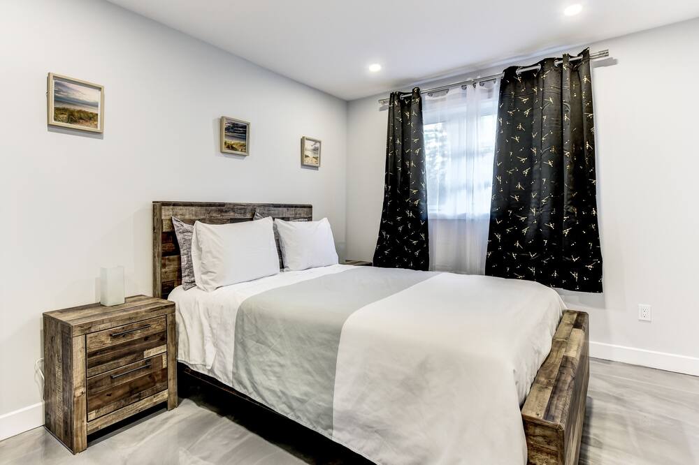 Photo of Bedroom in Saint-Justin