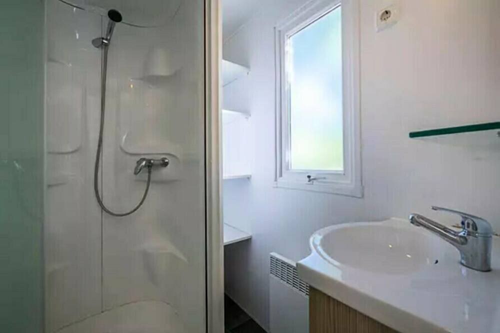 Photo of Bathroom in Pont-de-Salars