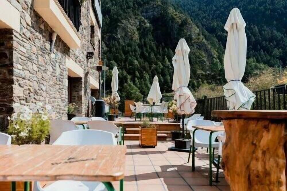 Photo of Outdoor in Arans